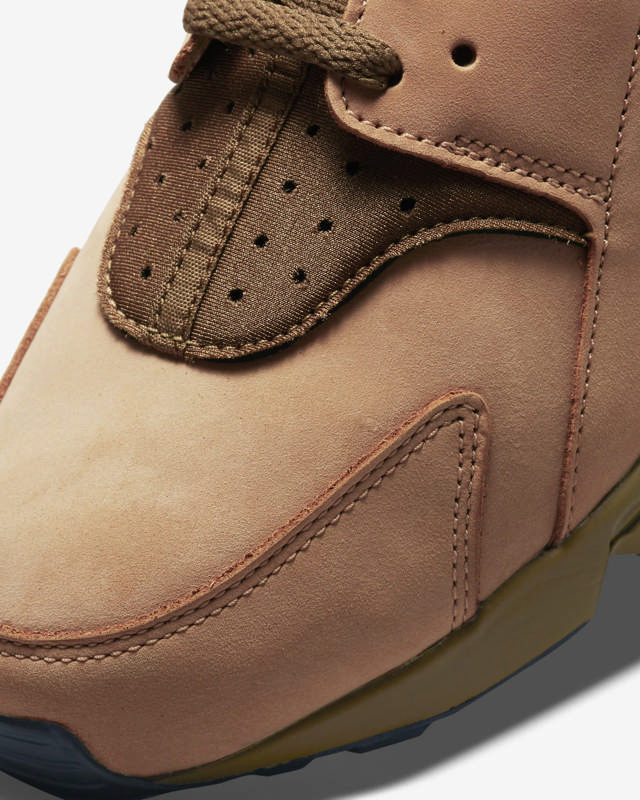 Nike Air Huarache LE