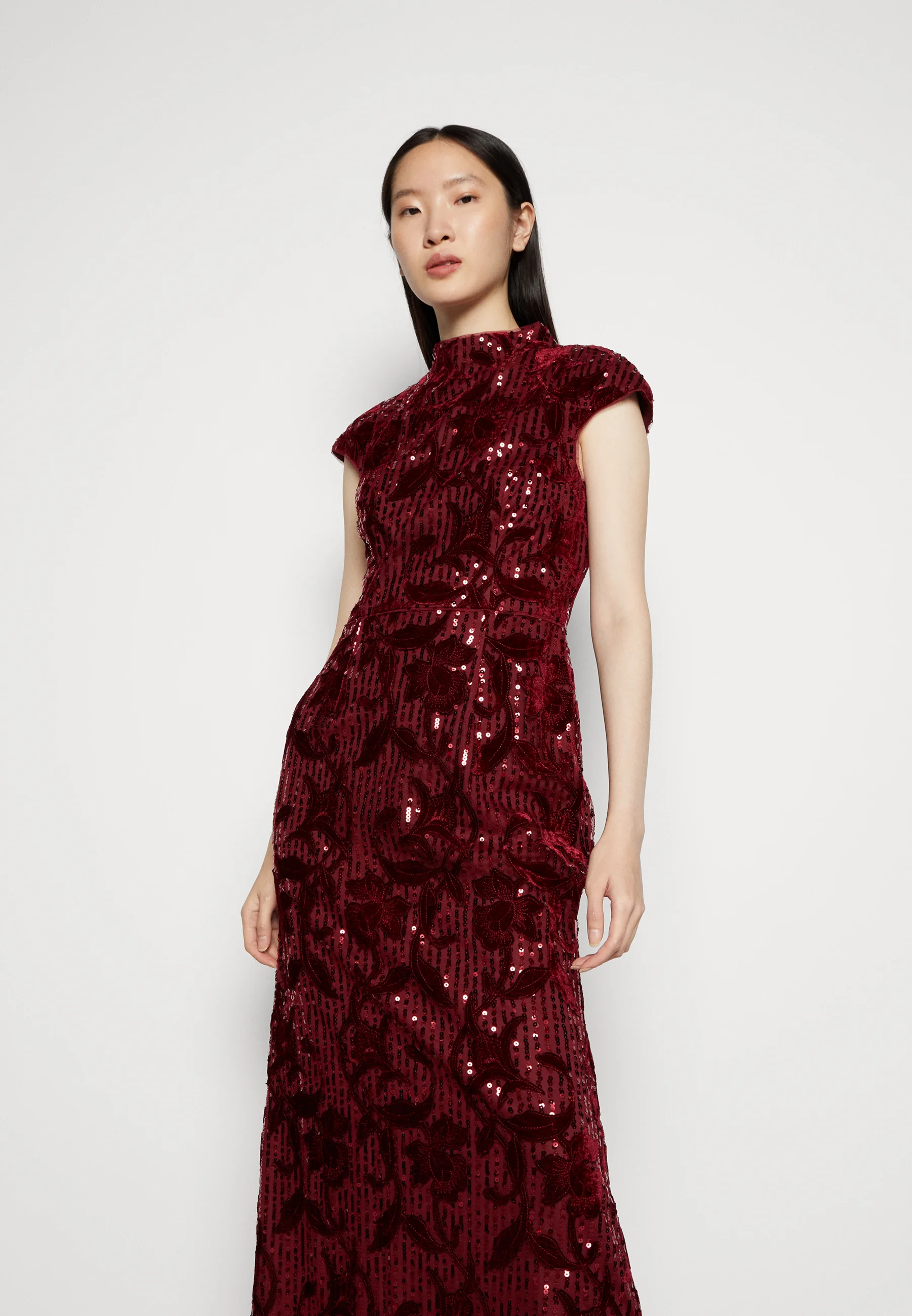 ADRIANNA PAPELL - Gallakjole