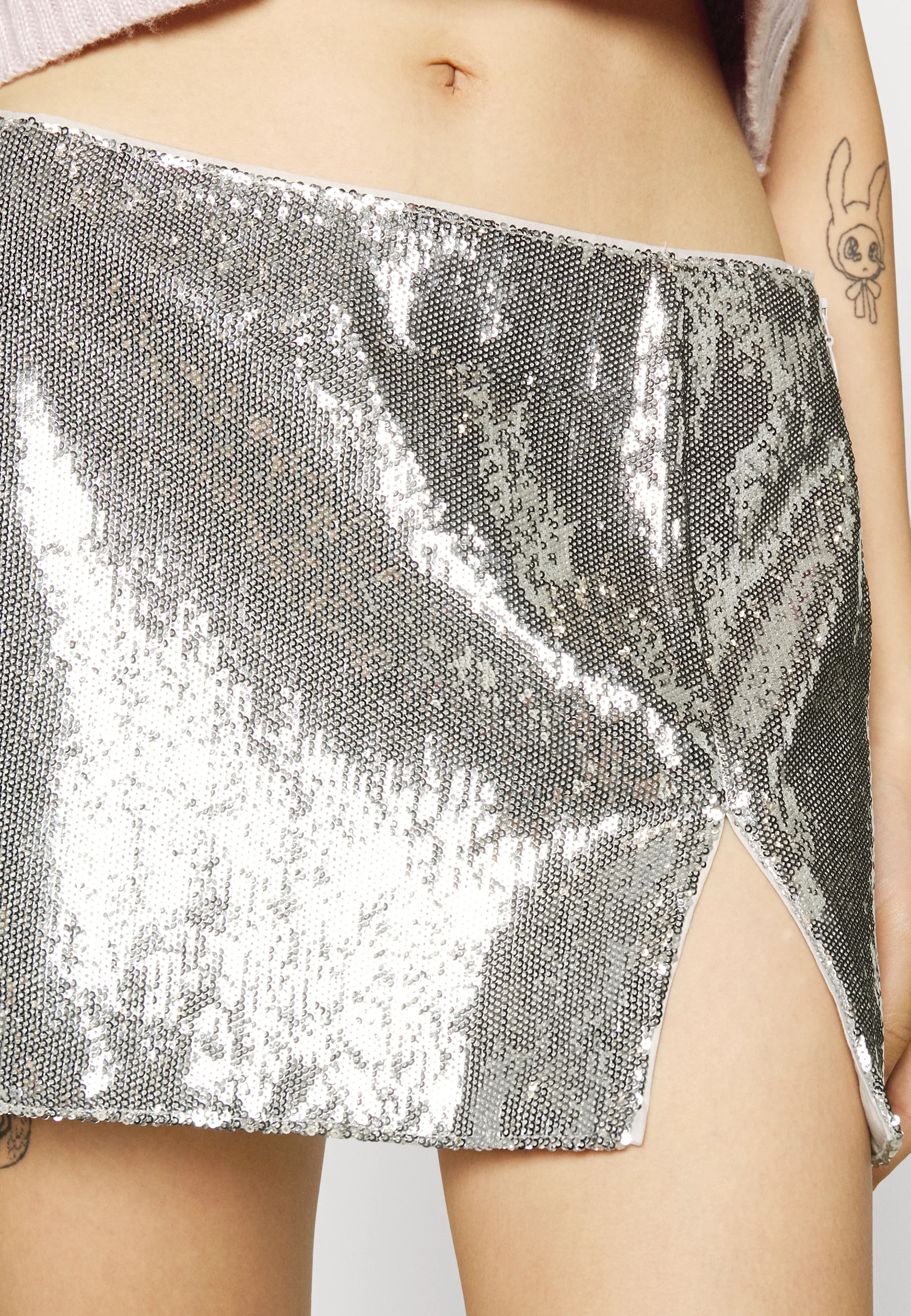 MOA SKIRT - Mini skirts